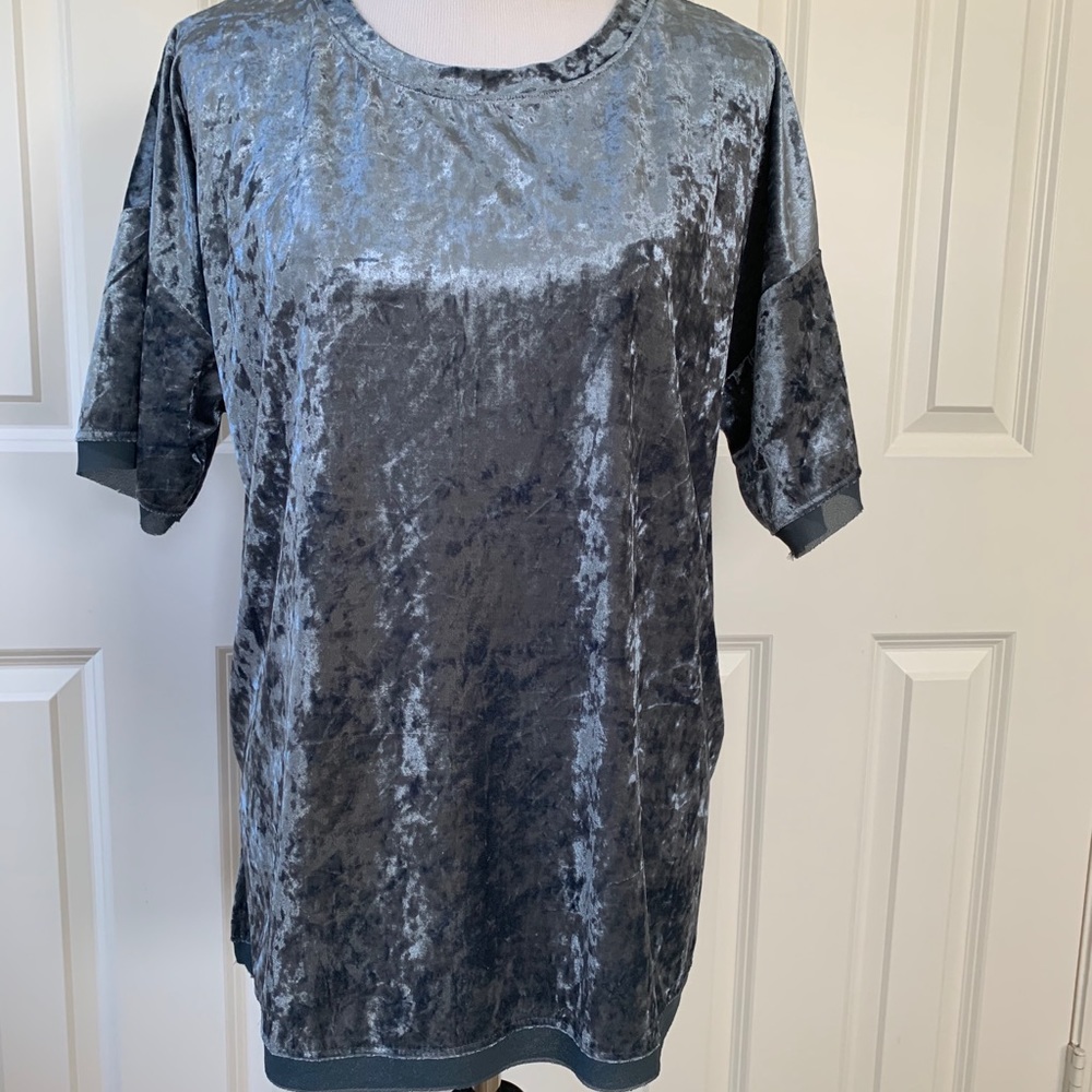 Wishlist metallic slate blue velvet top oversized
